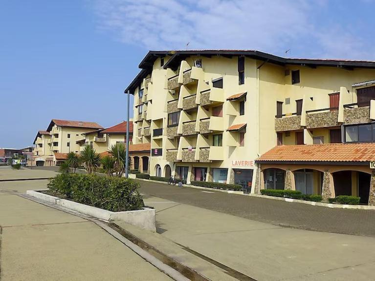 SEIGNOSSE PLAGES: Beau Studio équipé avec terrasse face aux dunes Extérieur photo