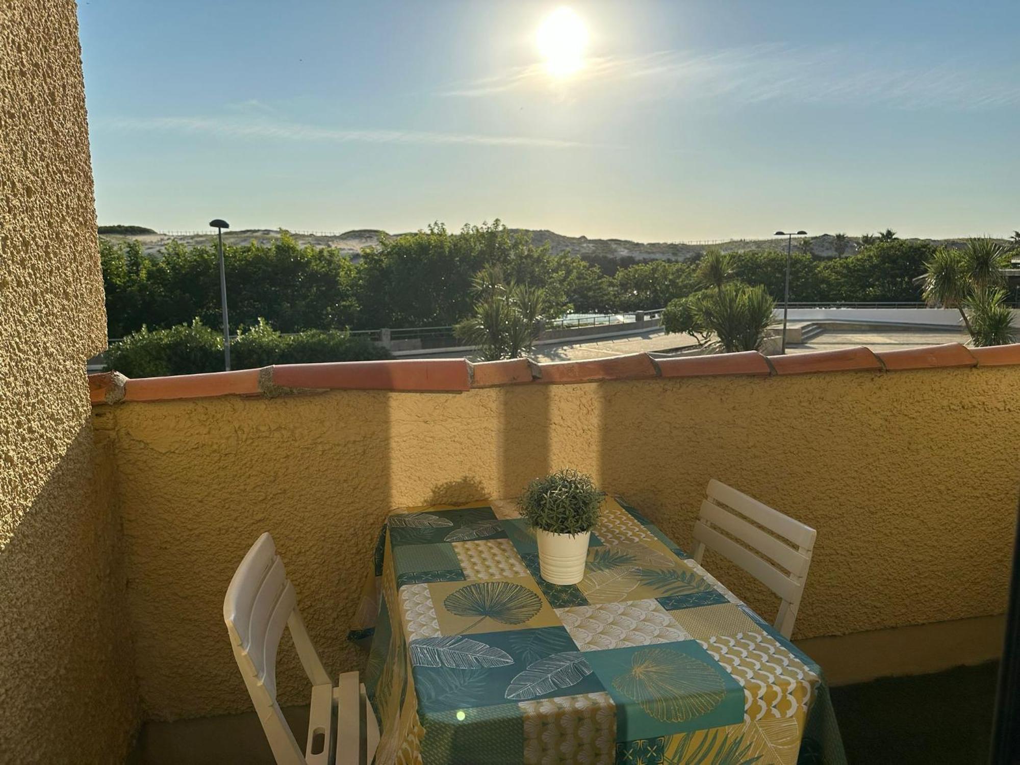 SEIGNOSSE PLAGES: Beau Studio équipé avec terrasse face aux dunes Extérieur photo